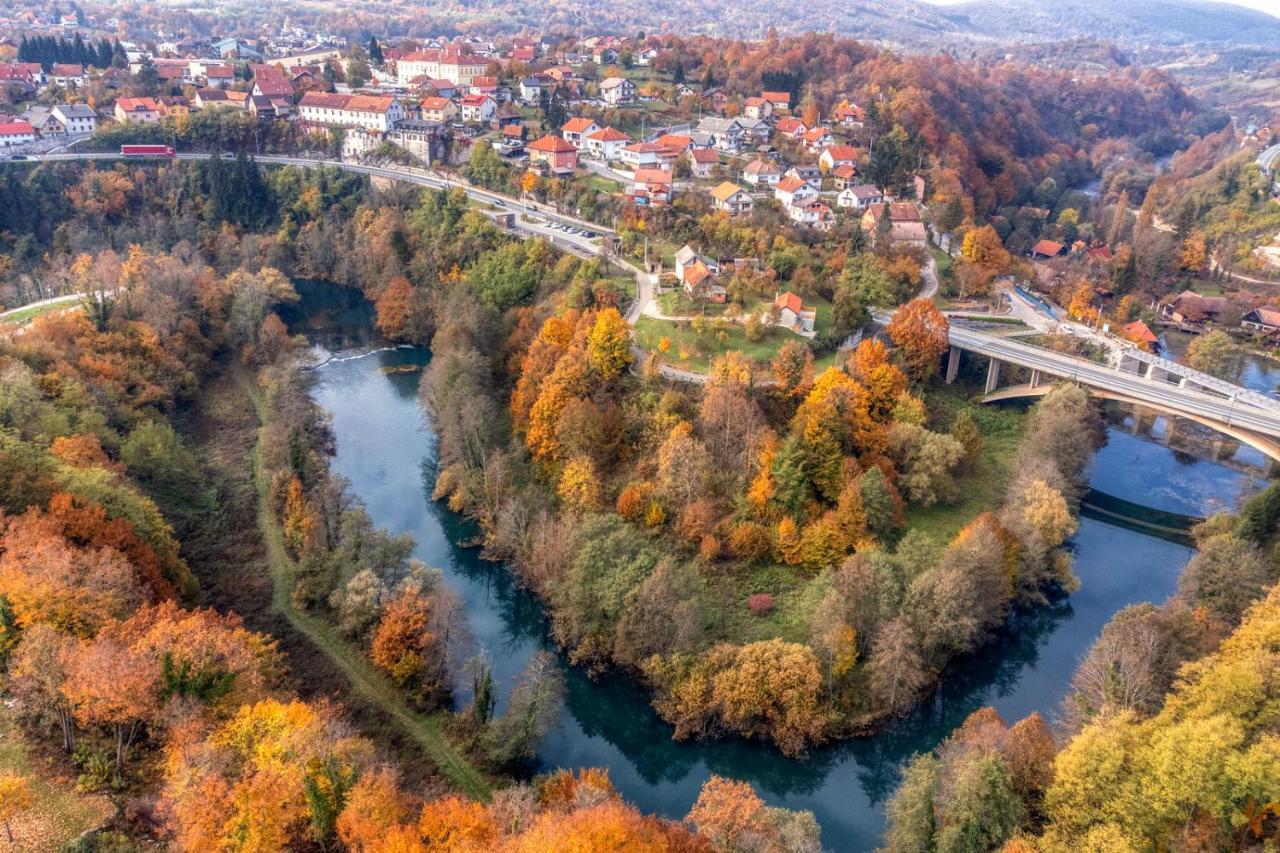 Apartmant Borna Slunj Bagian luar foto