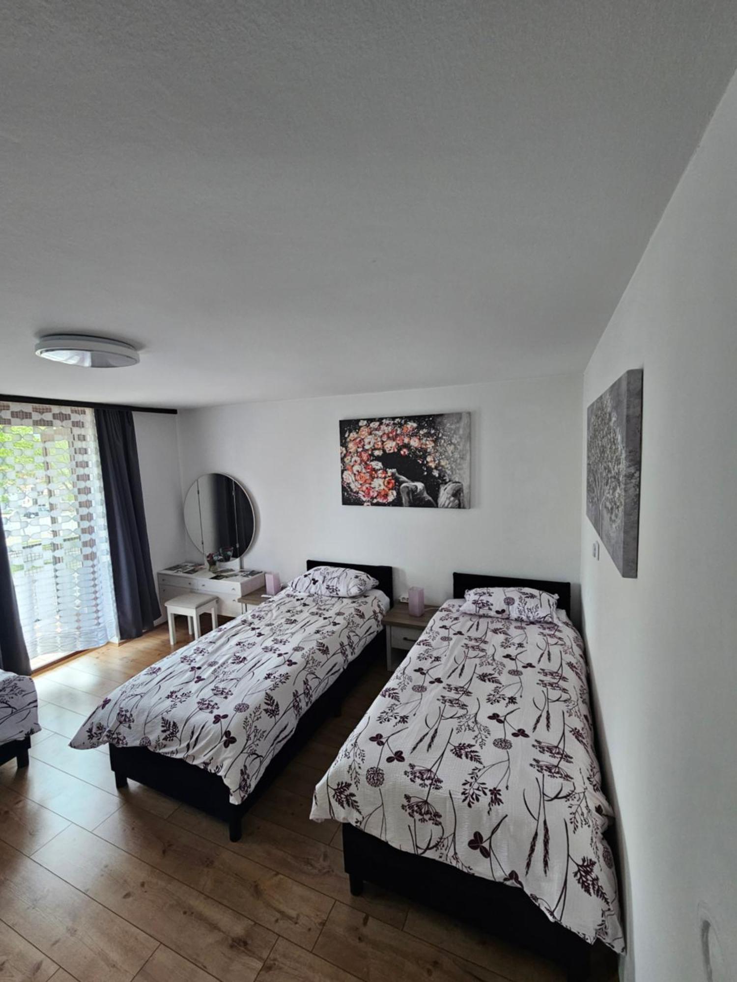 Apartmant Borna Slunj Bagian luar foto